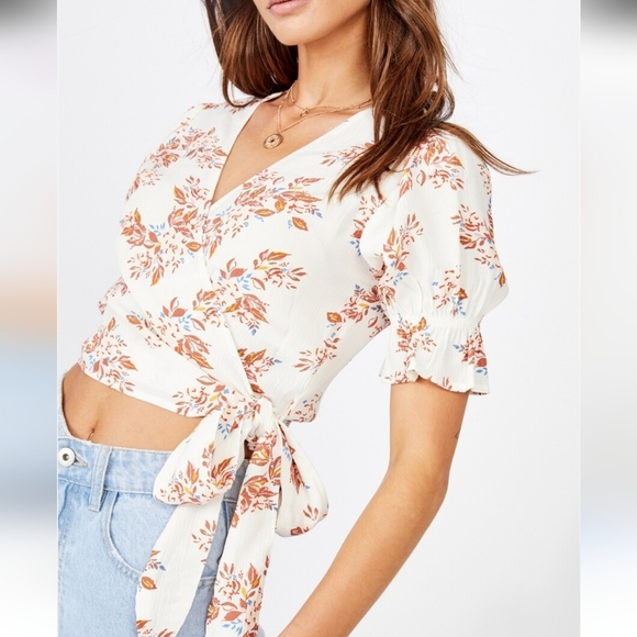 Cotton On Poppy Wrap Top Size Small - Picture 1 of 7